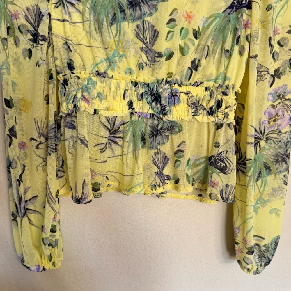 INC International Concepts Pretty Yellow Floral Blouse Top Sz PP Spring Summer - Picture 12 of 16